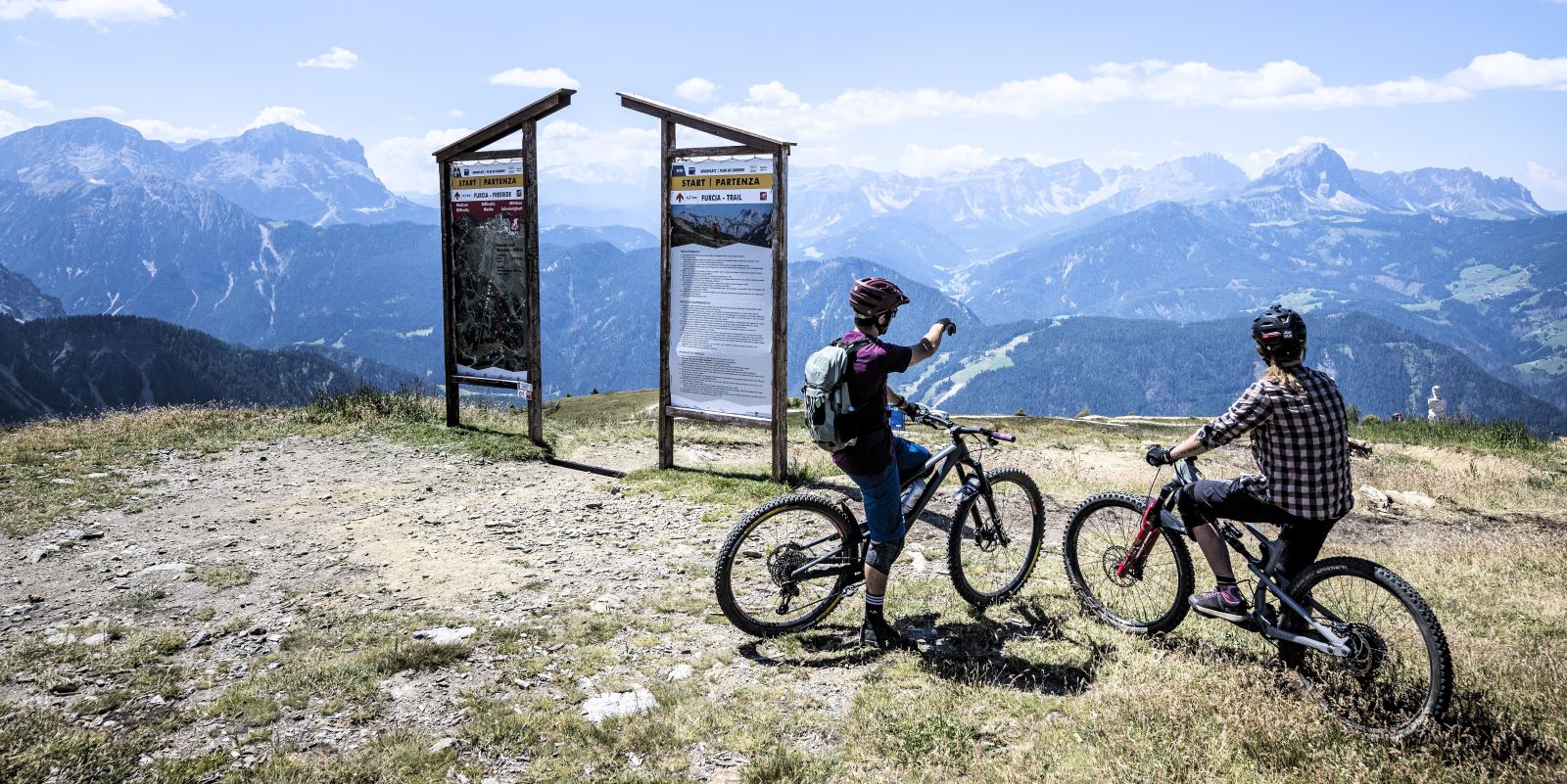 Ein besonderes Paradies für Radfahrer – egal ob Mountainbiker oder Genussradler - ist die Ferienregion Kronplatz. Foto: Skirama Kronplatz/Harald Wisthaler Ein besonderes Paradies für Radfahrer – egal ob Mountainbiker oder Genussradler - ist die Ferienregion Kronplatz. Foto: Skirama Kronplatz/Harald Wisthaler