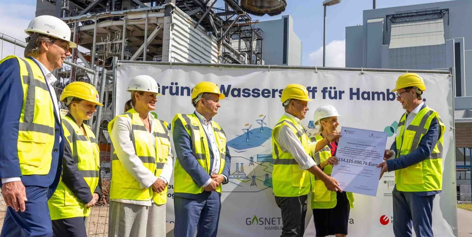 Robert Habeck in Moorburg: Symbolisches Startsignal für die Wasserstoffinfrastruktur