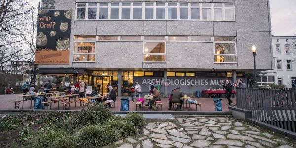Das Archäologische Museum am Rathausplatz. Foto: Andre Zand-Vakili Das Archäologische Museum