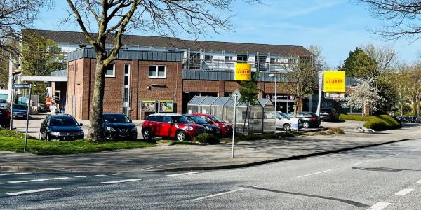 Der Supermarkt an der Weusthoffstraße soll einem Neubau mit zwei Wohntürmen weichen. Foto: Christian Bittcher „Eißendorf 50“: Neuer Supermarkt und zwei Wohntürme an der Weusthoffstraße