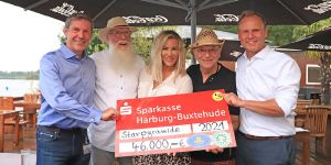 Peter Sebastian übergibt 50.000 Euro an Jugendwerk unfallgeschädigter Kinder