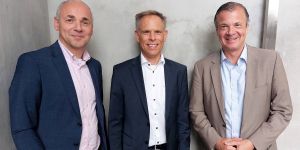 Führungstrio bei der HOBUM: Dr. René Manski ist neuer Geschäftsführer