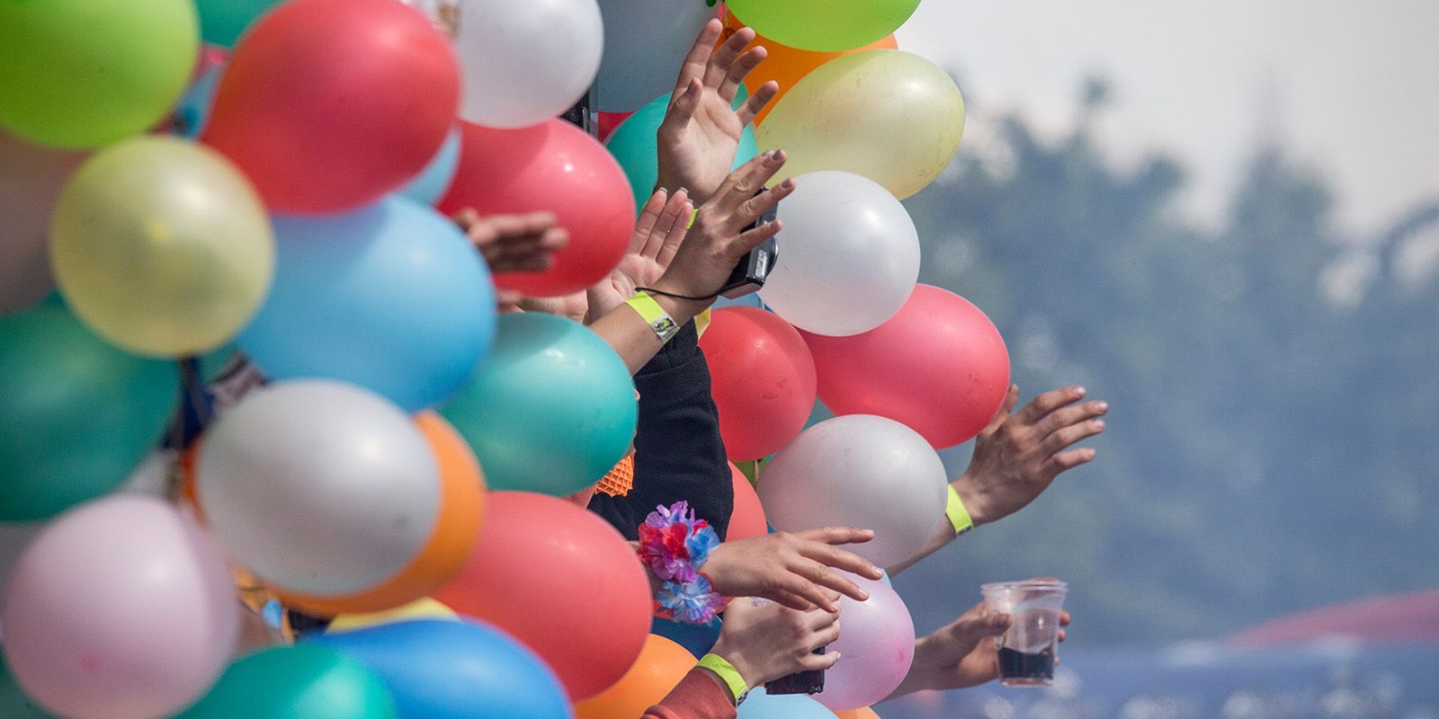Beim Discomove fuhren Trucks durch den Binnenhafen. Foto: André Zand-Vakili