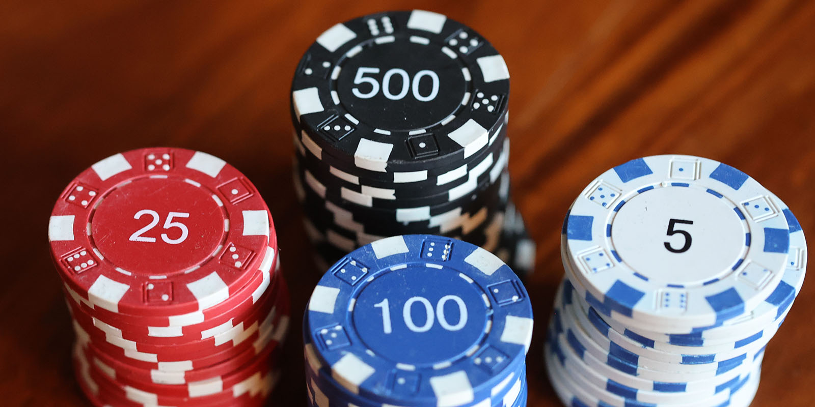 Glücksspielmarkt in Bewegung: Was sagt ein Blick auf Zahlen, Daten und Fakten?