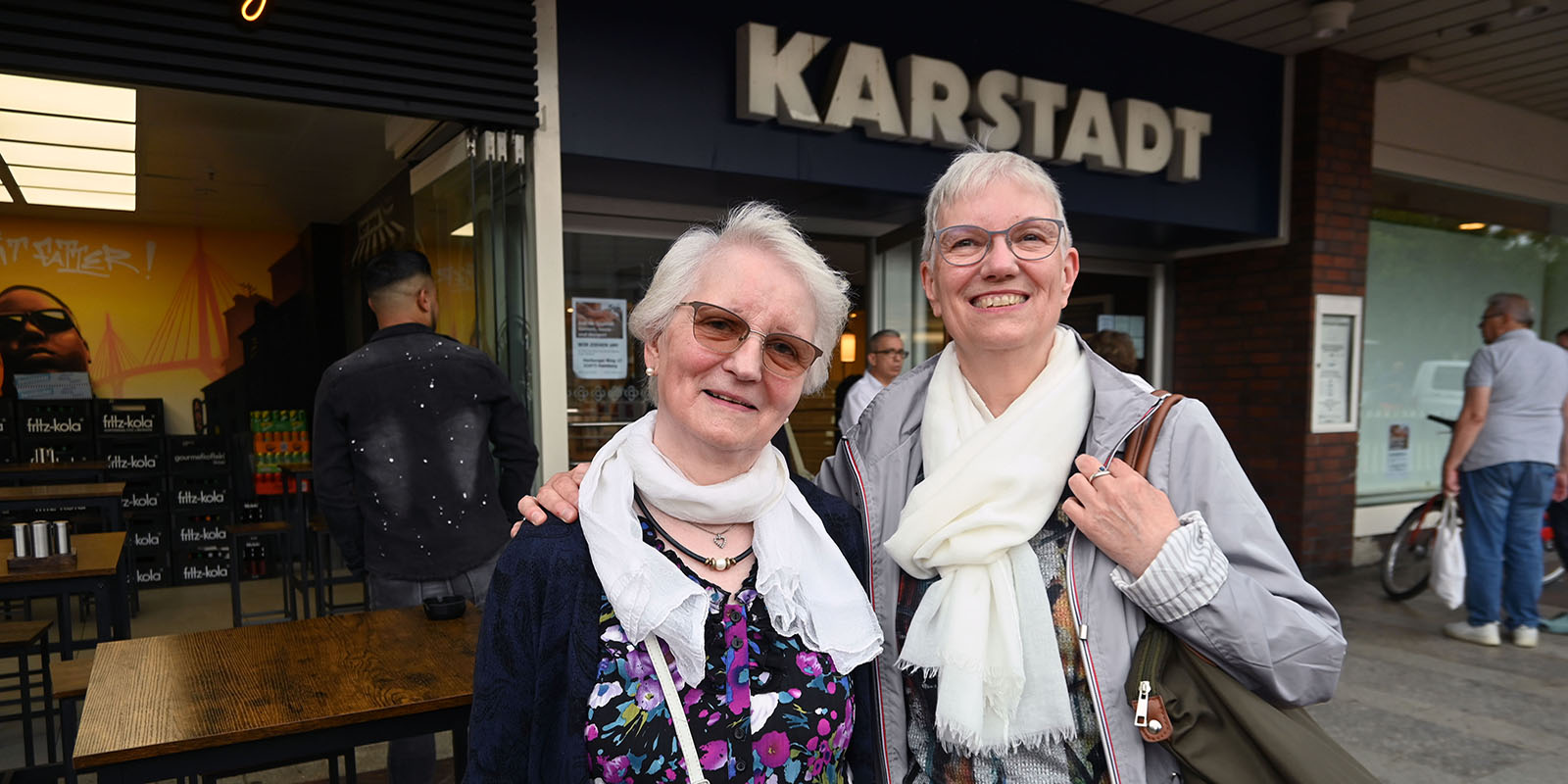 Freitag um 12:50 Uhr war Schluss: Karstadt Harburg ist Geschichte