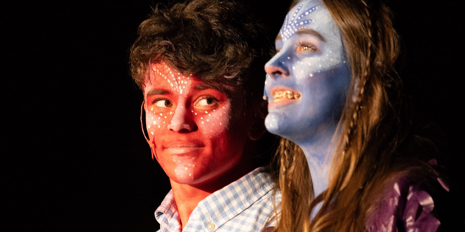 Zuschauer feiern "Mein Freund Ben" von den Musical Kids