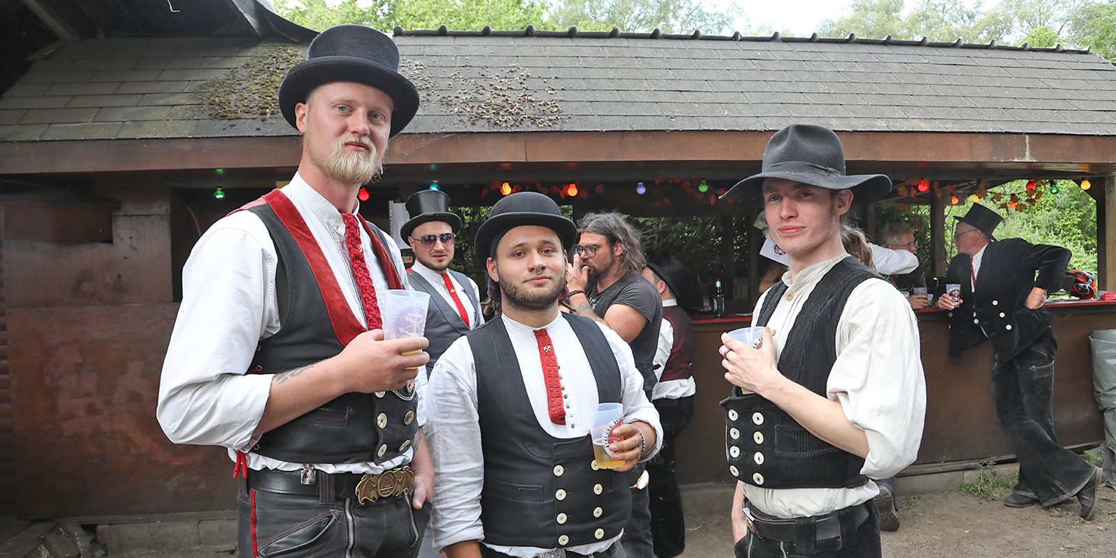 Ehemalige und aktive: Handwerker auf der Walz trafen sich in Heimfeld