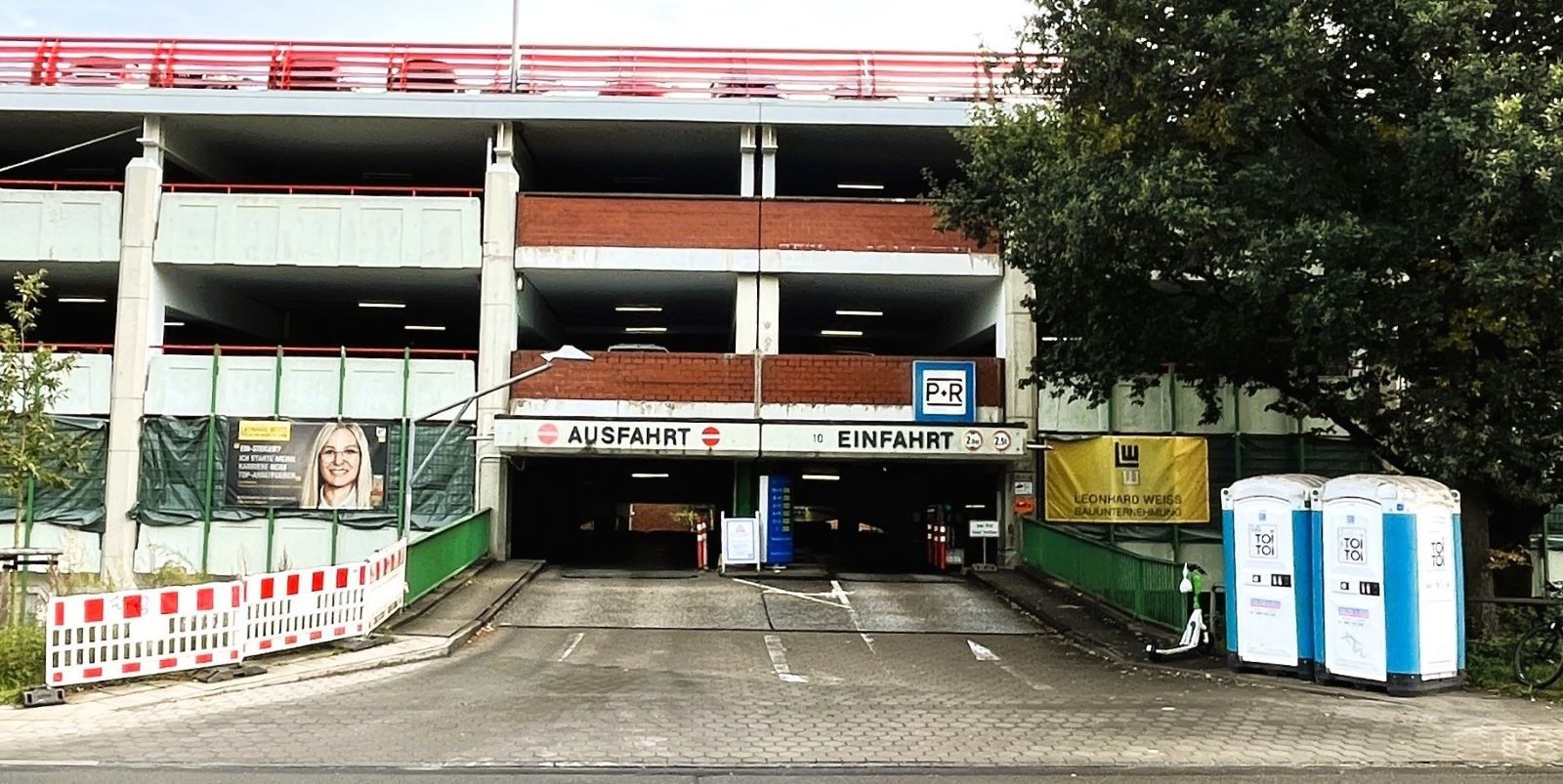 Wegen Sanierungsarbeiten: P+R Parkhaus in Harburg wird für mehrere Tage gesperrt