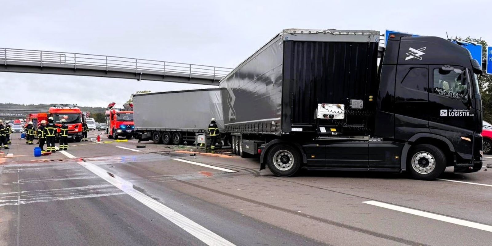 Vor dem Elbtunnel: Langer Stau nach Lkw-Unfall Höhe Hausbruch