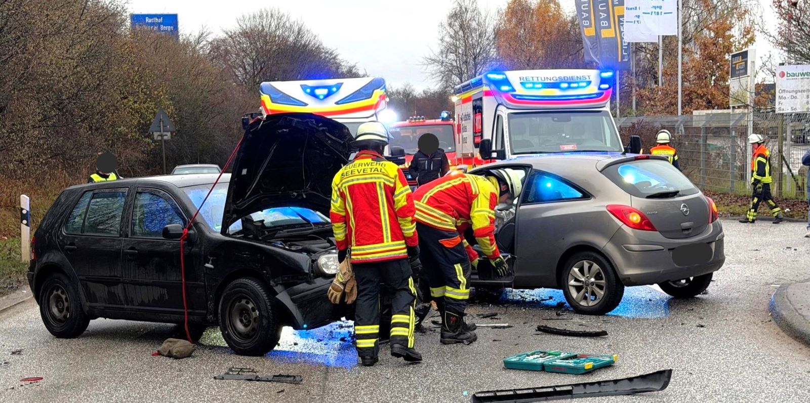 Schwerer Unfall auf der Maldfeldstraße: Vollsperrung im Berufsverkehr