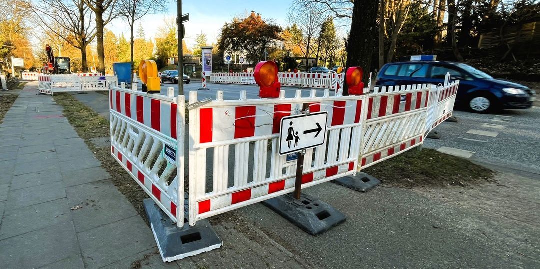 Sanierung Bremer Straße: Behinderungen durch Arbeiten von Hamburg Wasser