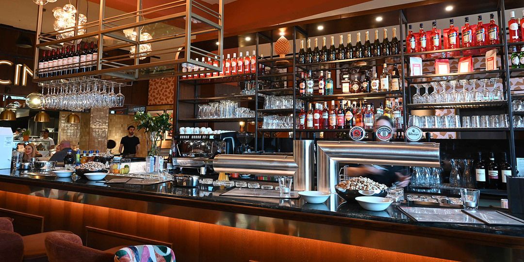 L`Osteria am Harburger Wochenmarkt hat nach langem Warten eröffnet