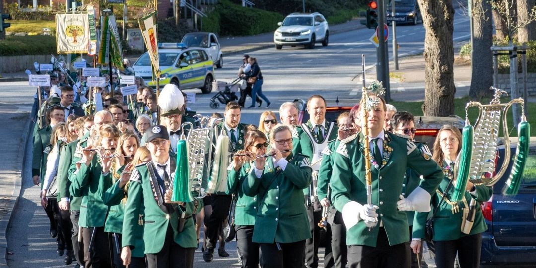 Schützenumzug, Festakt und Party: 100 Jahre Eißendorfer Jungschützen