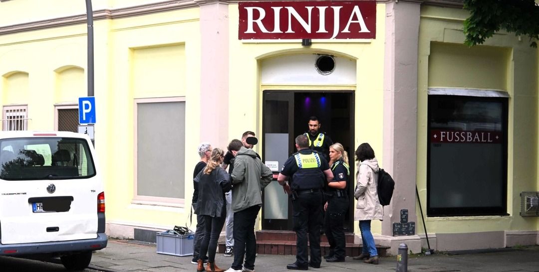 Polizei durchsucht drei Lokale in Harburg: Eins davon wurde sofort geschlossen