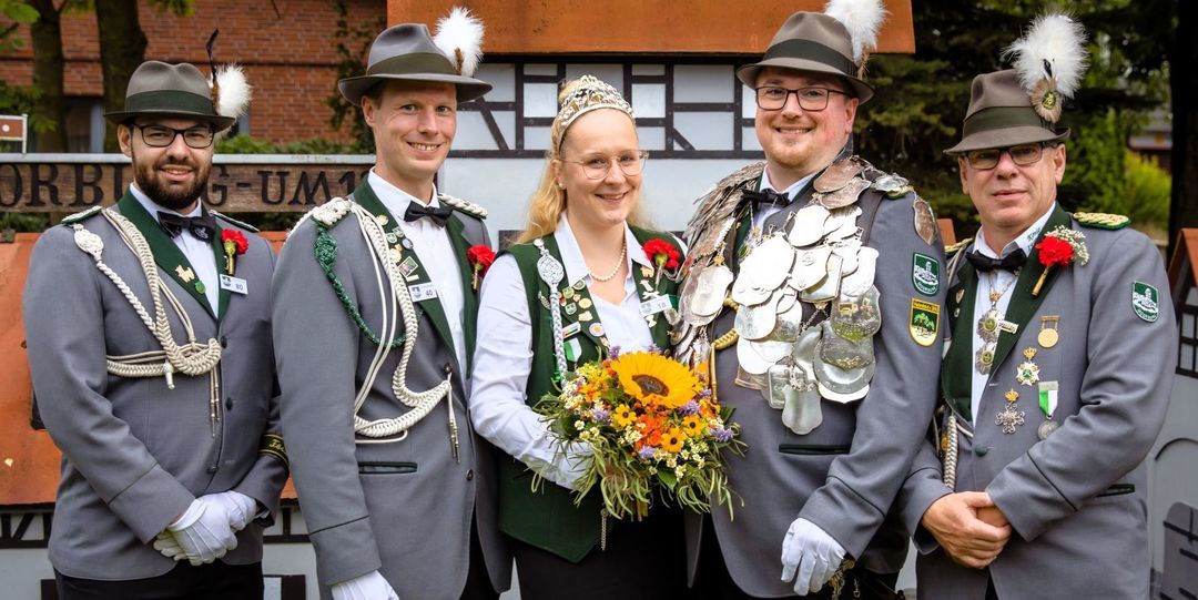 Moorburger Schützenfest in neuem Gewand: Marlon Seltmann schoss den Vogel ab