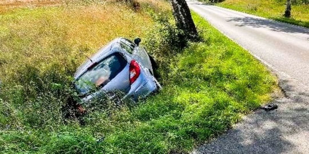 Verkehrsunfall in Egestorf: Drei Personen verletzt - darunter auch ein Kleinkind