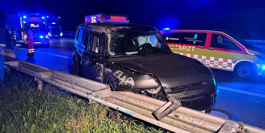 Zwei Verletzte nach Unfall auf der Autobahn 7 vor Raststätte Harburger Berge
