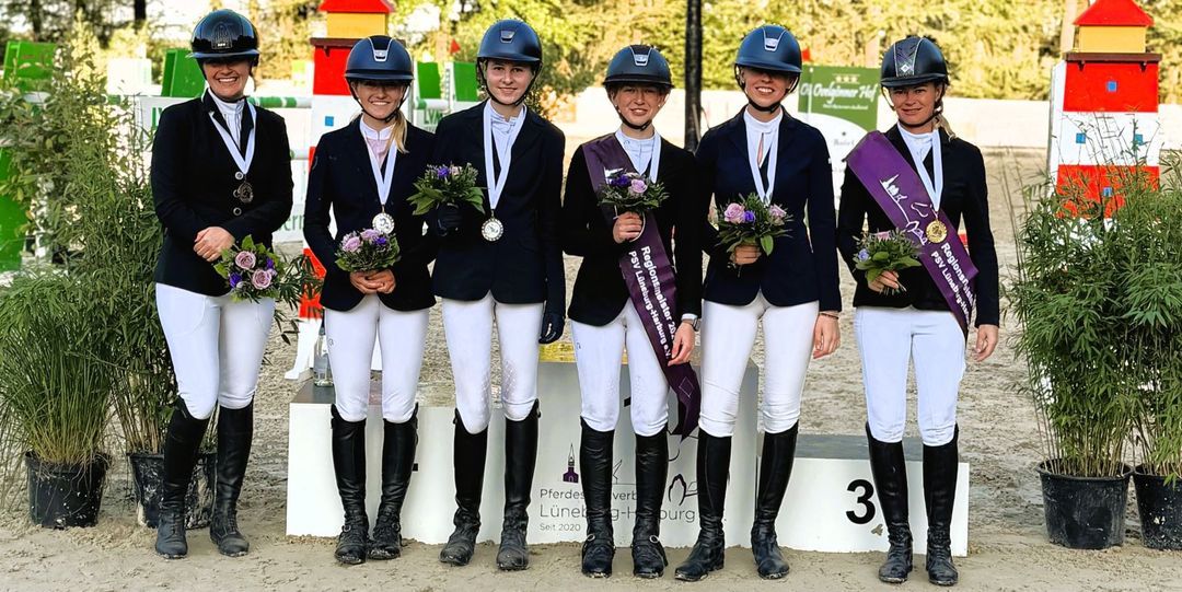 Springturnier in Sieversen: Erfolgreiches Wochenende für die Reiter des Vereins