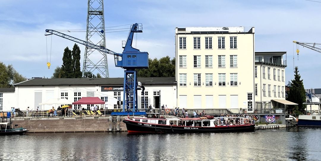Schiffe, Krane und Musik: Volles Programm im Binnenhafen am Denkmaltag