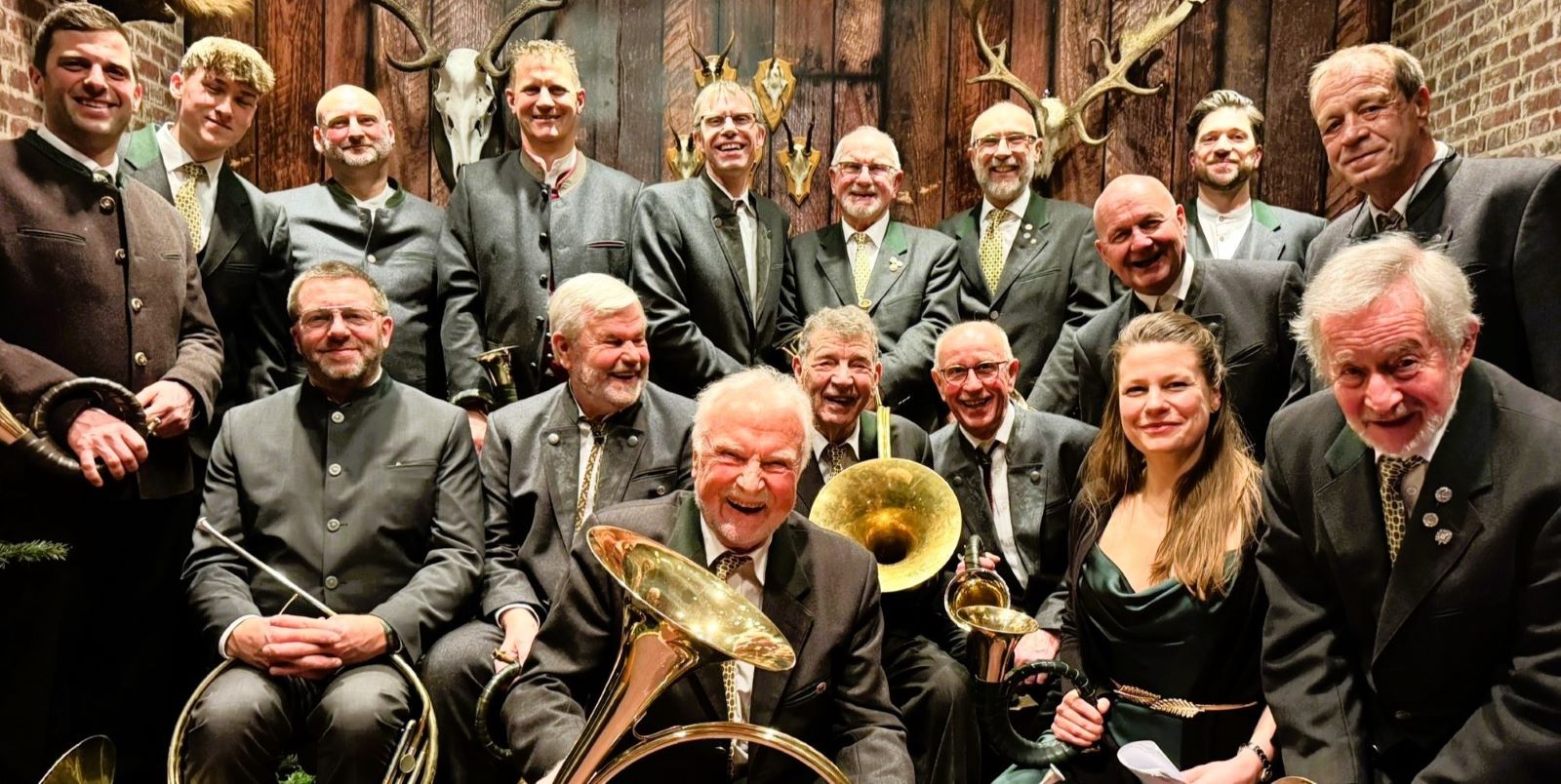 Waidmanns-Sause im Lindtner: Rund 400 Gäste feierten beim 76. Jägerball