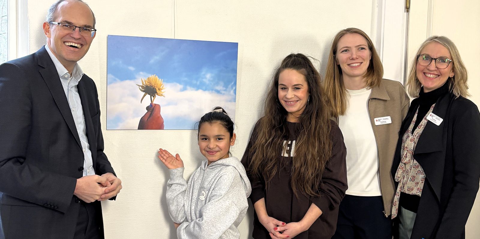 Fotografiert von Kindern der DRK-Notunterkunft: Ausstellung im Rathaus