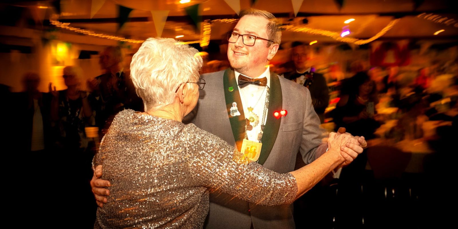 Königsball in Moorburg: 170 Gäste feiern König Marlon Seltmann