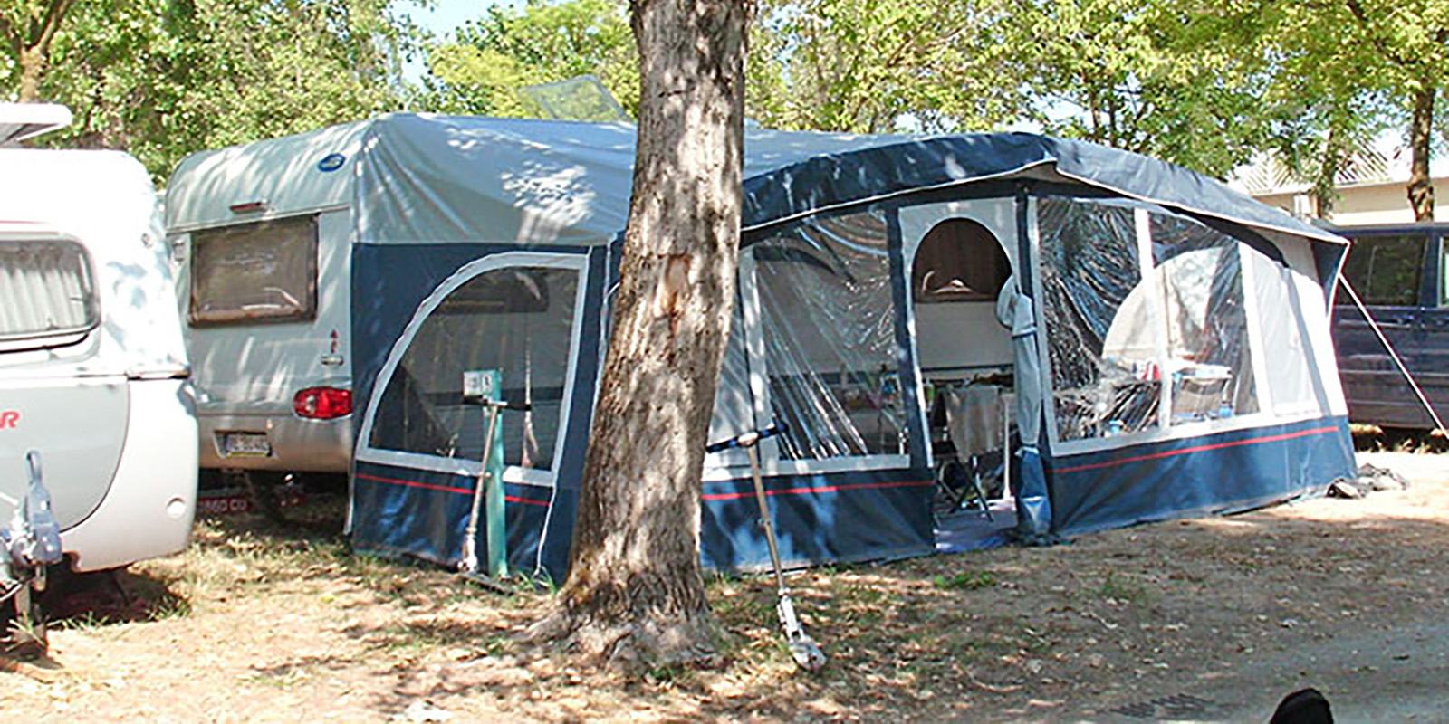 Wohnmobil mieten in Hamburg: privat oder gewerblich, was lohnt sich mehr