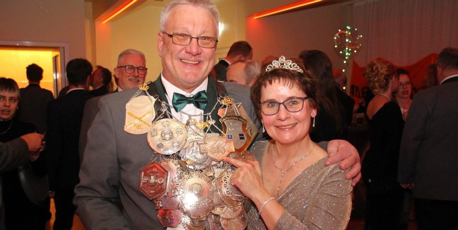 Königsball in Marmstorf: 250 Gäste feierten mit Charlotte und Stefan Heidtmann