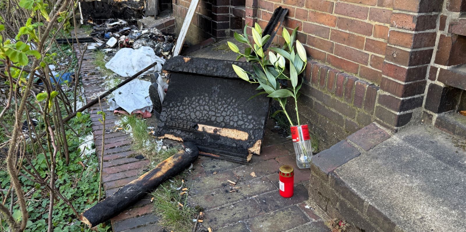 Woellmerstraße: 77-Jährige stirbt bei Wohnungsbrand nach Brandgasdurchzündung