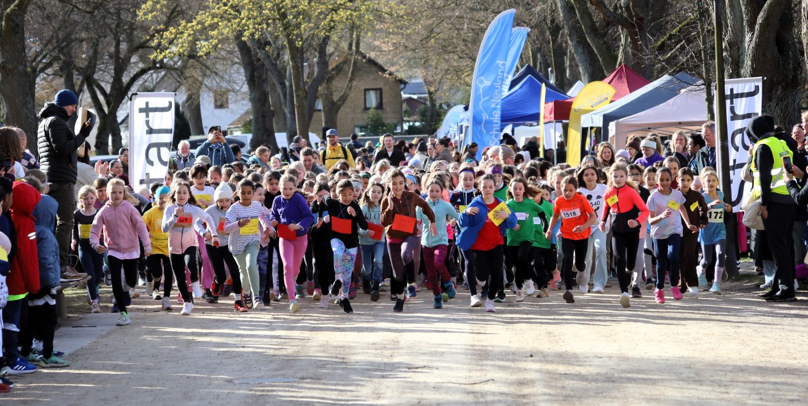 Außenmühlenlauf mit Teilnehmer-Rekord: 5000 Schüler gingen an den Start